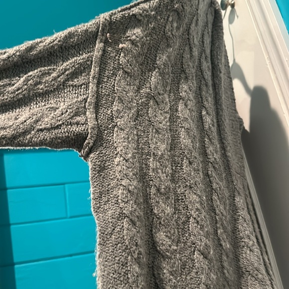 Hooded sweater from american eagle. grey, size medium - Picture 3 of 3